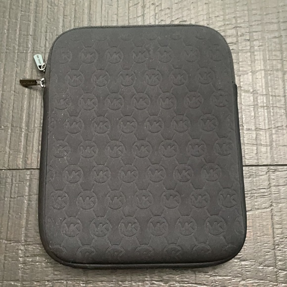 MK iPad holder - Picture 2 of 3